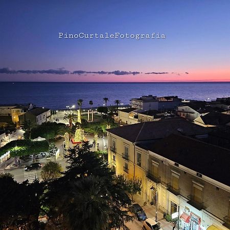 Hotel Mediterraneo روشيلا لونيكا المظهر الخارجي الصورة