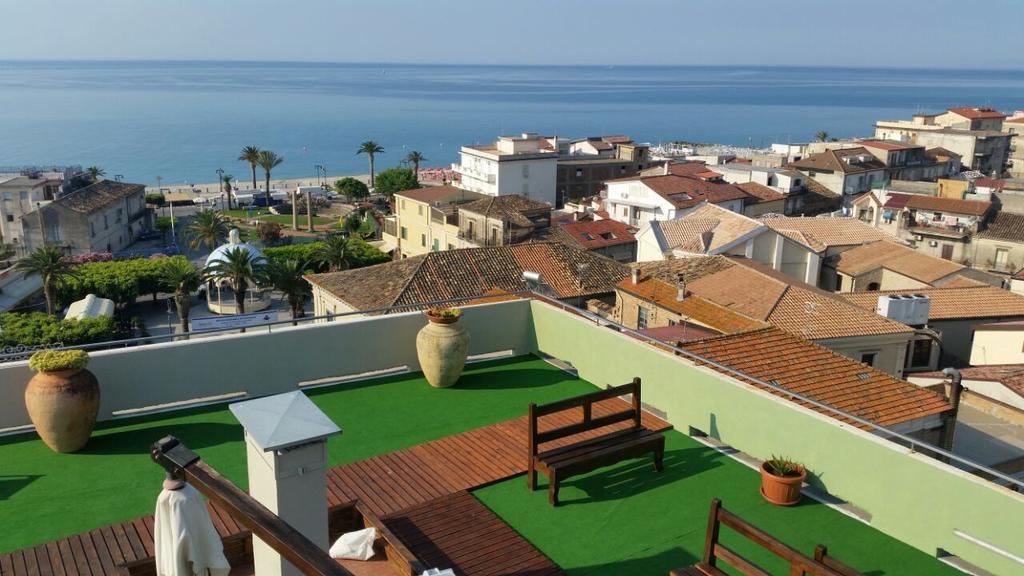 Hotel Mediterraneo روشيلا لونيكا المظهر الخارجي الصورة