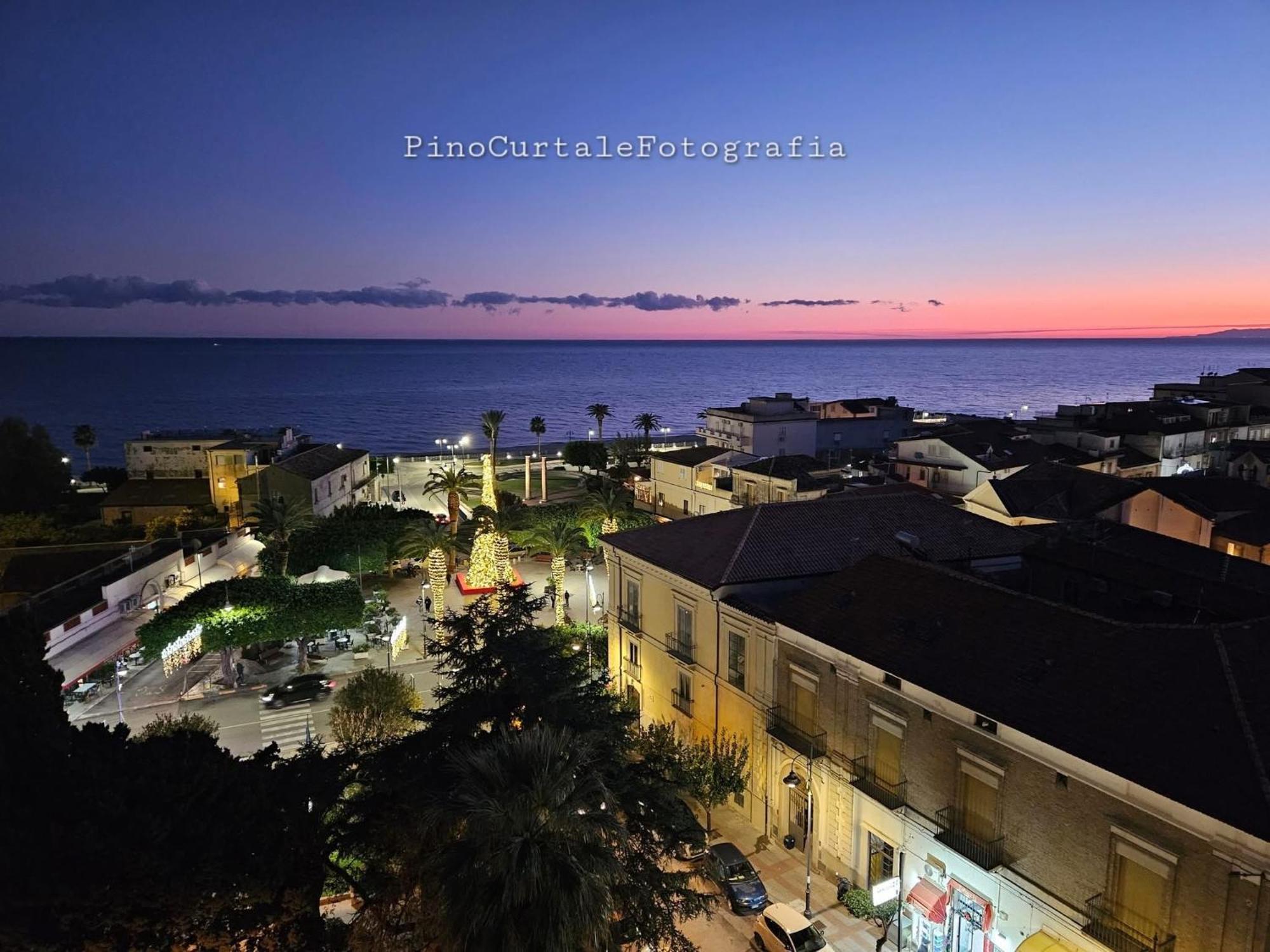 Hotel Mediterraneo روشيلا لونيكا المظهر الخارجي الصورة