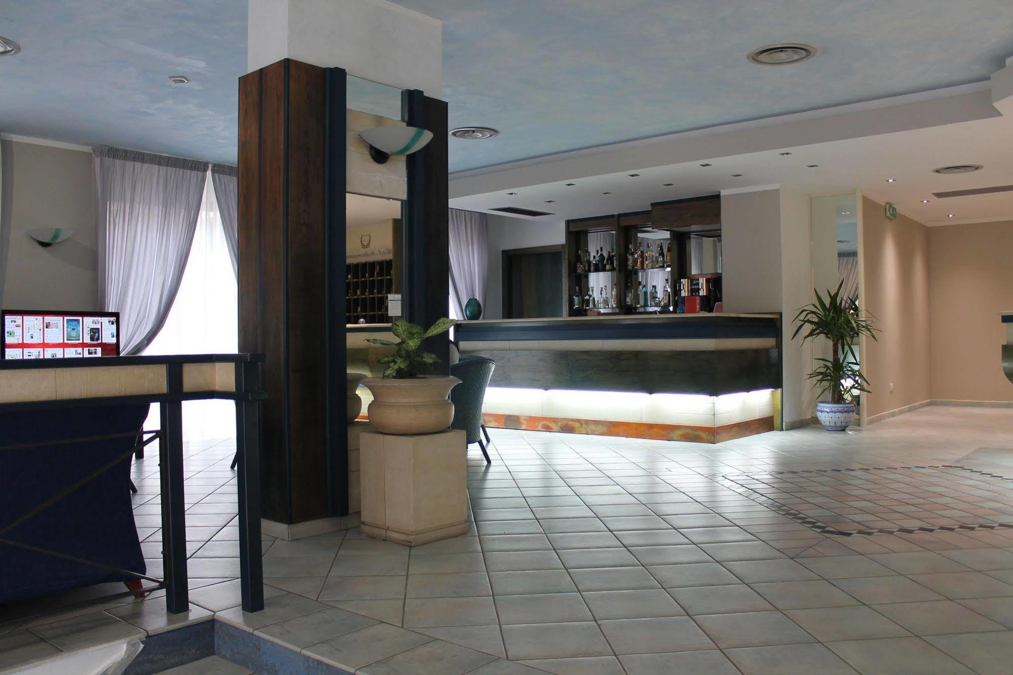 Hotel Mediterraneo روشيلا لونيكا المظهر الخارجي الصورة