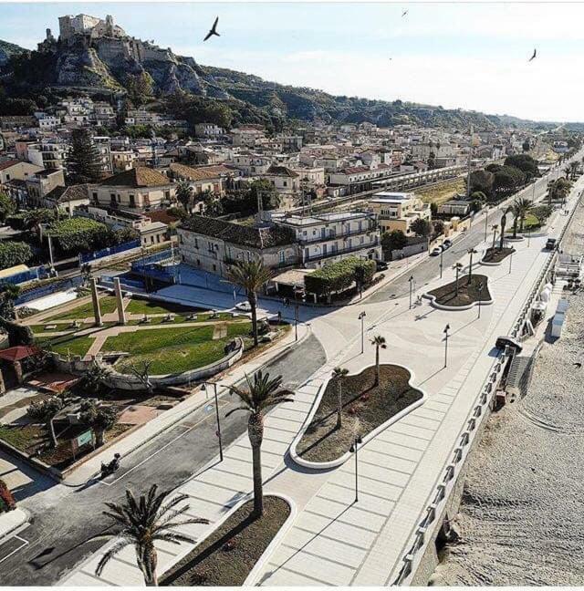 Hotel Mediterraneo روشيلا لونيكا المظهر الخارجي الصورة
